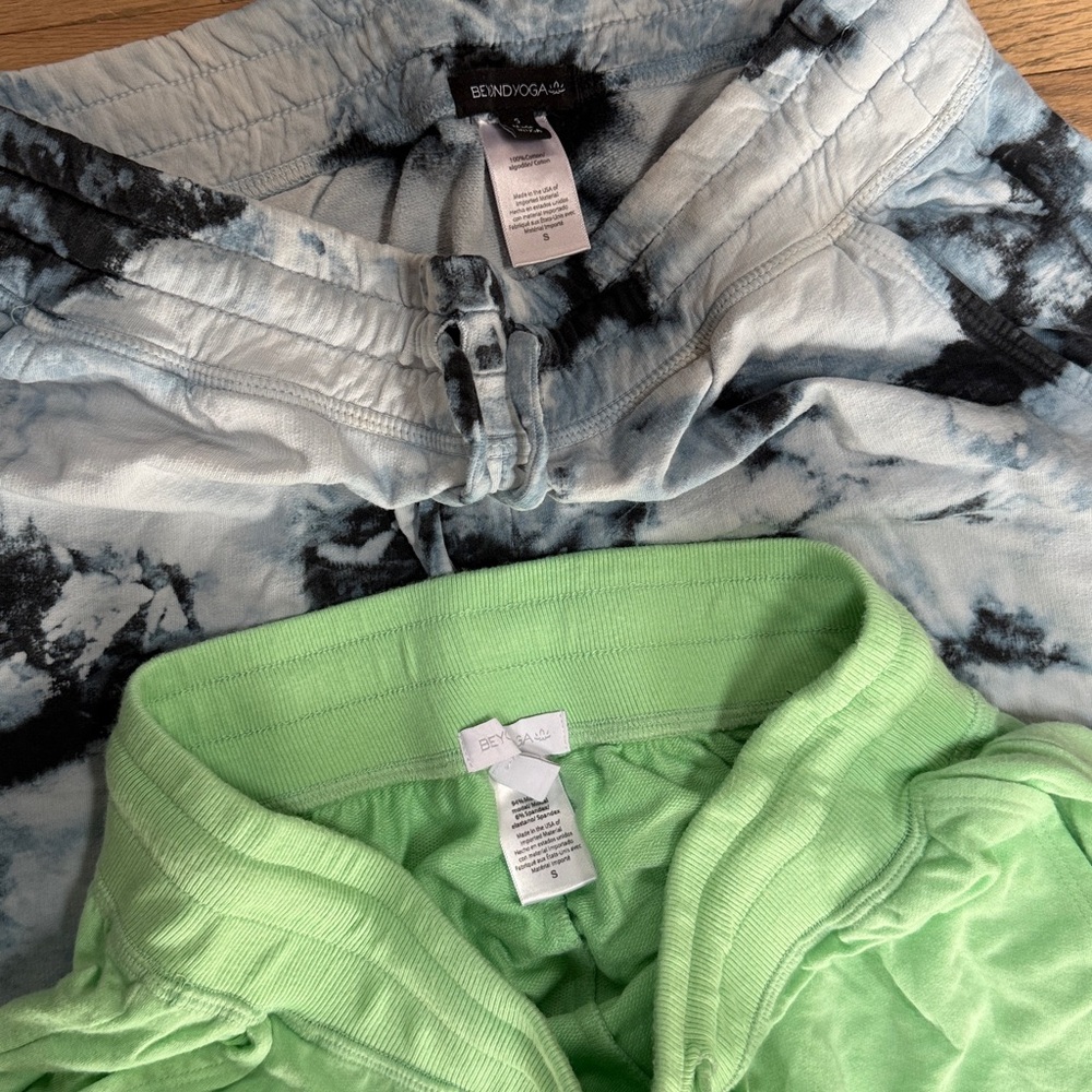 Beyond Yoga Jogger Bundle View 4